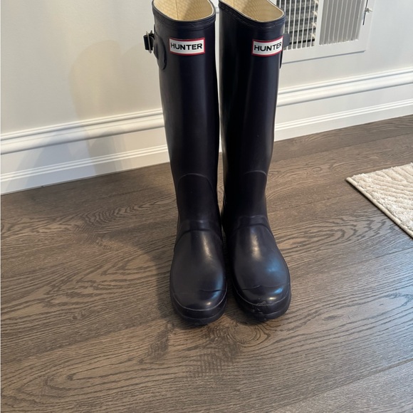 Hunter Black Waterproof Rain Boots - Picture 1 of 5